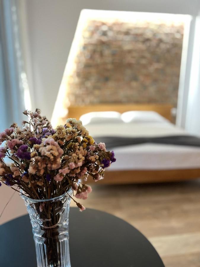 Koni'S Studio Apartments Тирана Екстер'єр фото