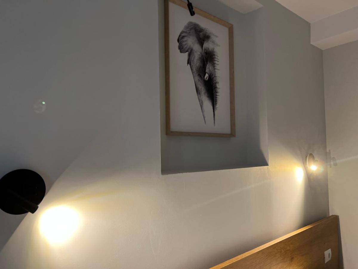Koni'S Studio Apartments Тирана Екстер'єр фото